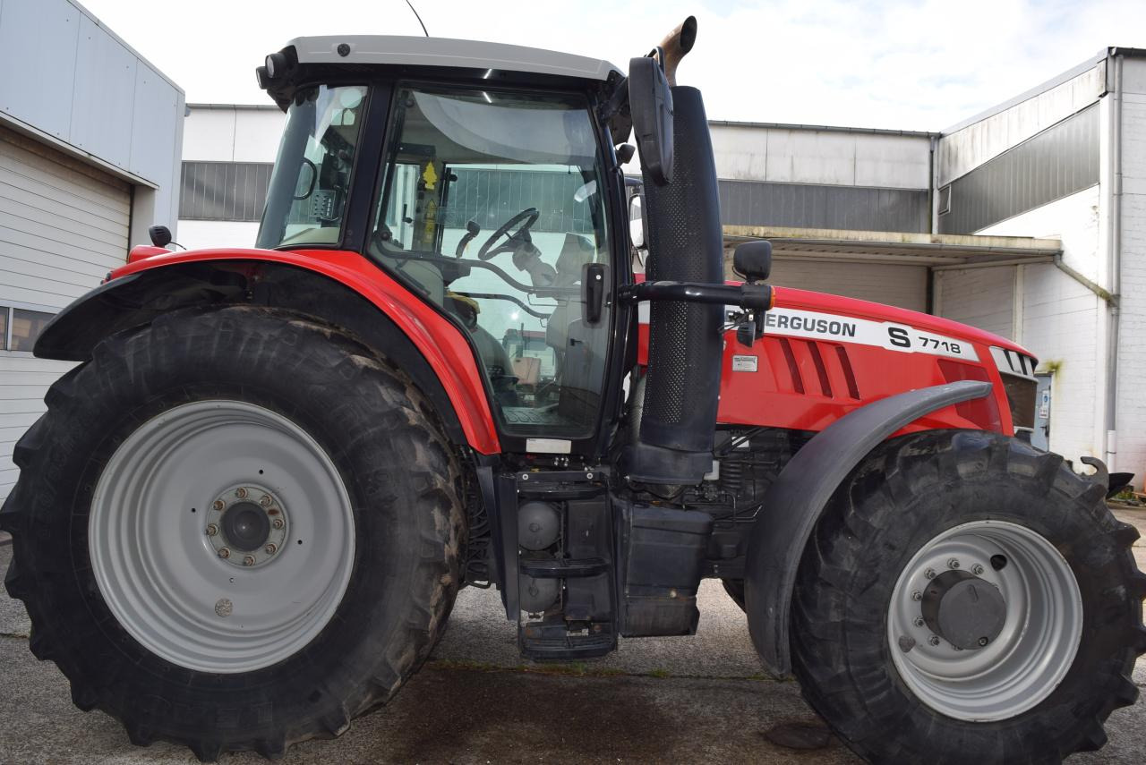 Massey Ferguson MF 7718 S Dyna 6 - Tractor: foto 4 Massey Ferguson MF 7718 S Dyna 6 - Tractor: foto 4