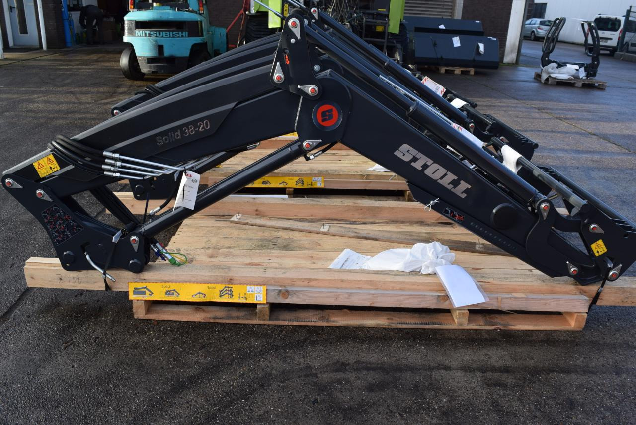 Stoll Solid 38-20 P - Cargador frontal para tractor: foto 1 Stoll Solid 38-20 P - Cargador frontal para tractor: foto 1