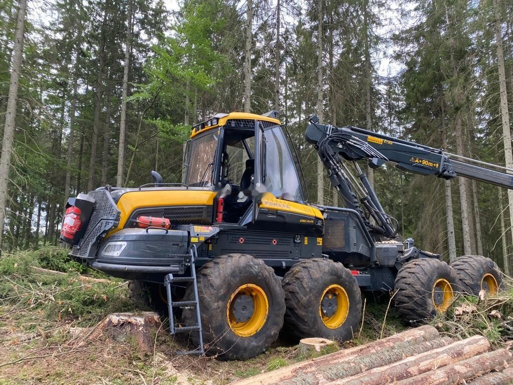 Procesadora forestal Ponsse Bear 8W: foto 1