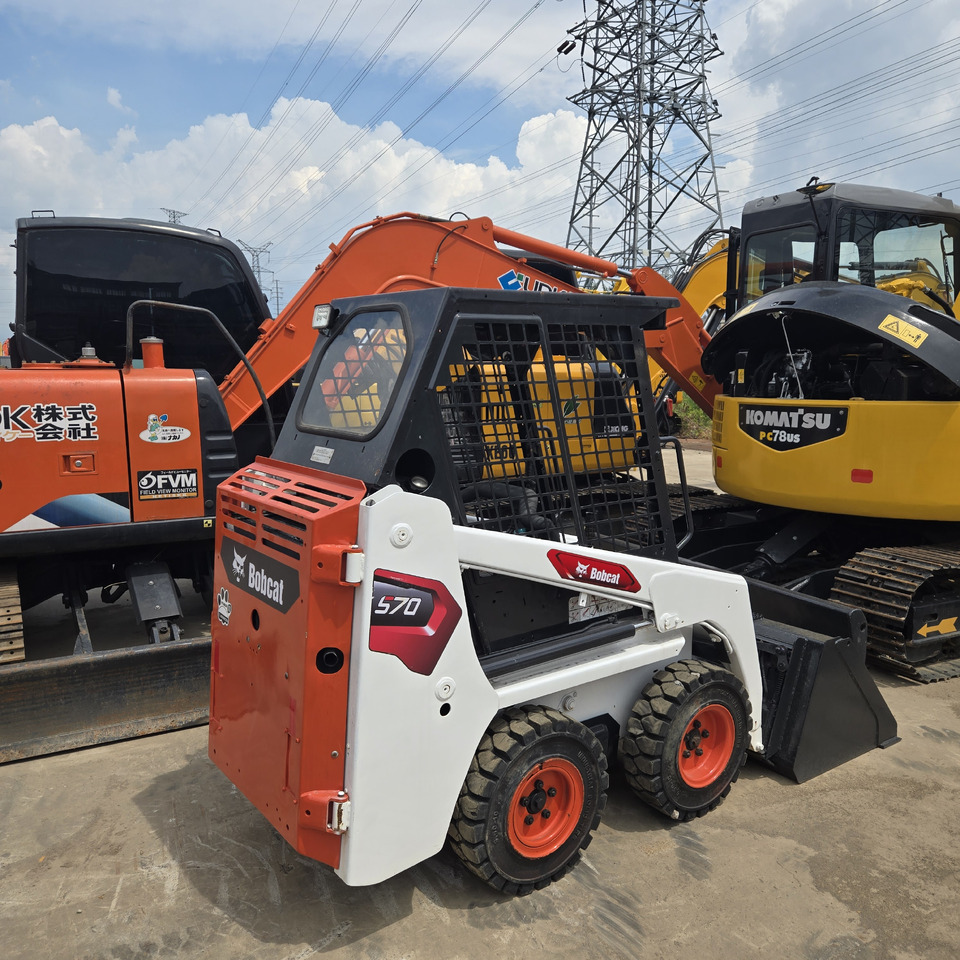 BOBCAT S70 - Minicargadora: foto 1 BOBCAT S70 - Minicargadora: foto 1
