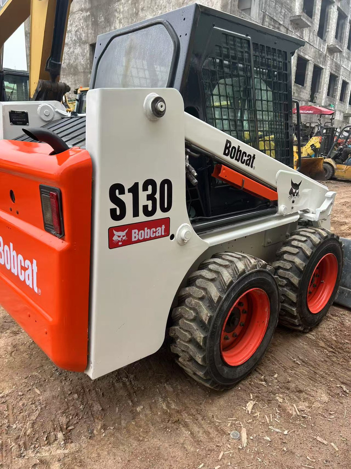 Bobcat S130 - Minicargadora: foto 1 Bobcat S130 - Minicargadora: foto 1