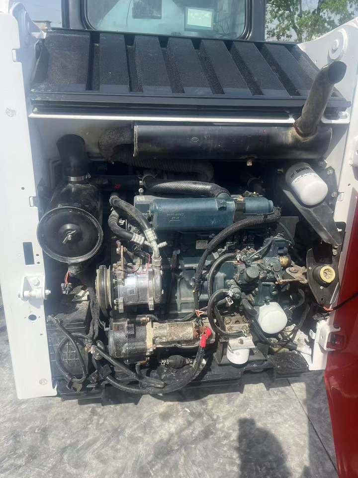 Bobcat S160 - Minicargadora: foto 3 Bobcat S160 - Minicargadora: foto 3