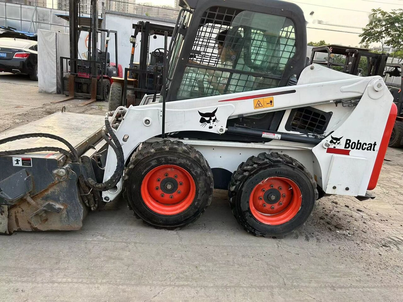 Bobcat S450 - Minicargadora: foto 2 Bobcat S450 - Minicargadora: foto 2