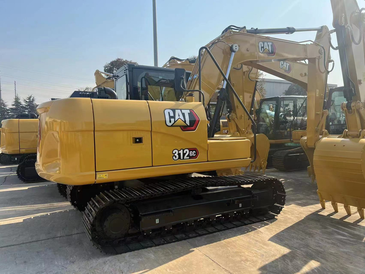 CATERPILLAR 312GC - Excavadora de cadenas: foto 1 CATERPILLAR 312GC - Excavadora de cadenas: foto 1