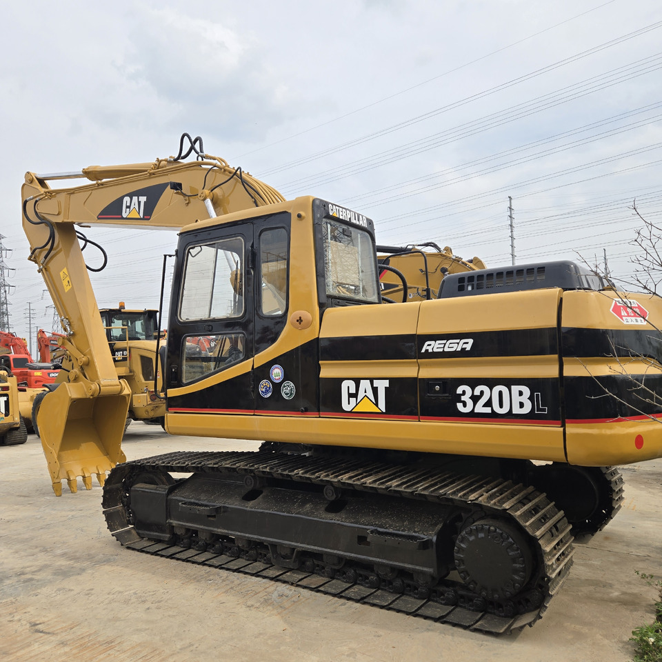 CATERPILLAR 320BL - Excavadora de cadenas: foto 5 CATERPILLAR 320BL - Excavadora de cadenas: foto 5