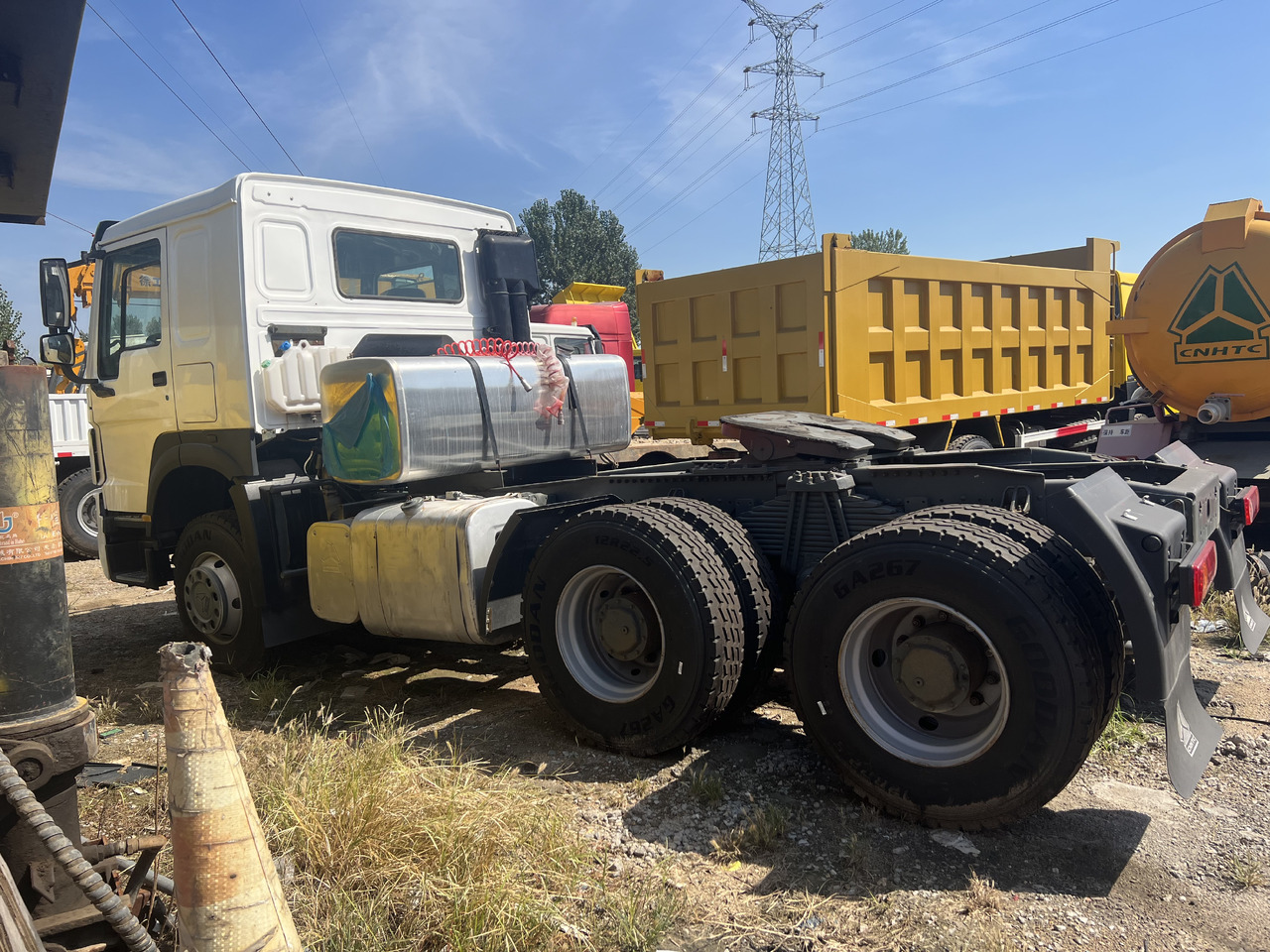 Cabeza tractora SINOTRUK HOWO trailer head: foto 8