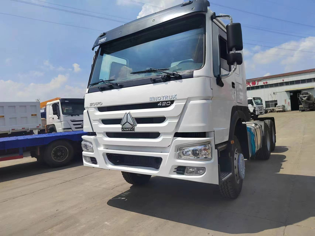 SINOTRUK HOWO trailer head - Cabeza tractora: foto 1 SINOTRUK HOWO trailer head - Cabeza tractora: foto 1