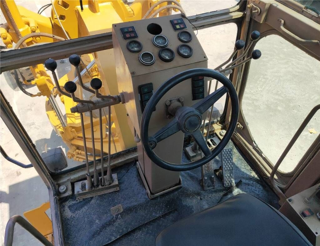 Caterpillar 140 G - Grader: foto 2 Caterpillar 140 G - Grader: foto 2