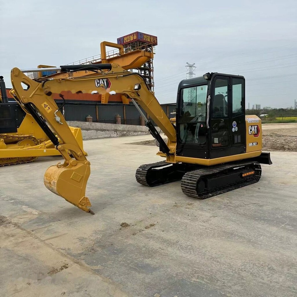 Caterpillar 305.5E2 - Miniexcavadora: foto 1 Caterpillar 305.5E2 - Miniexcavadora: foto 1