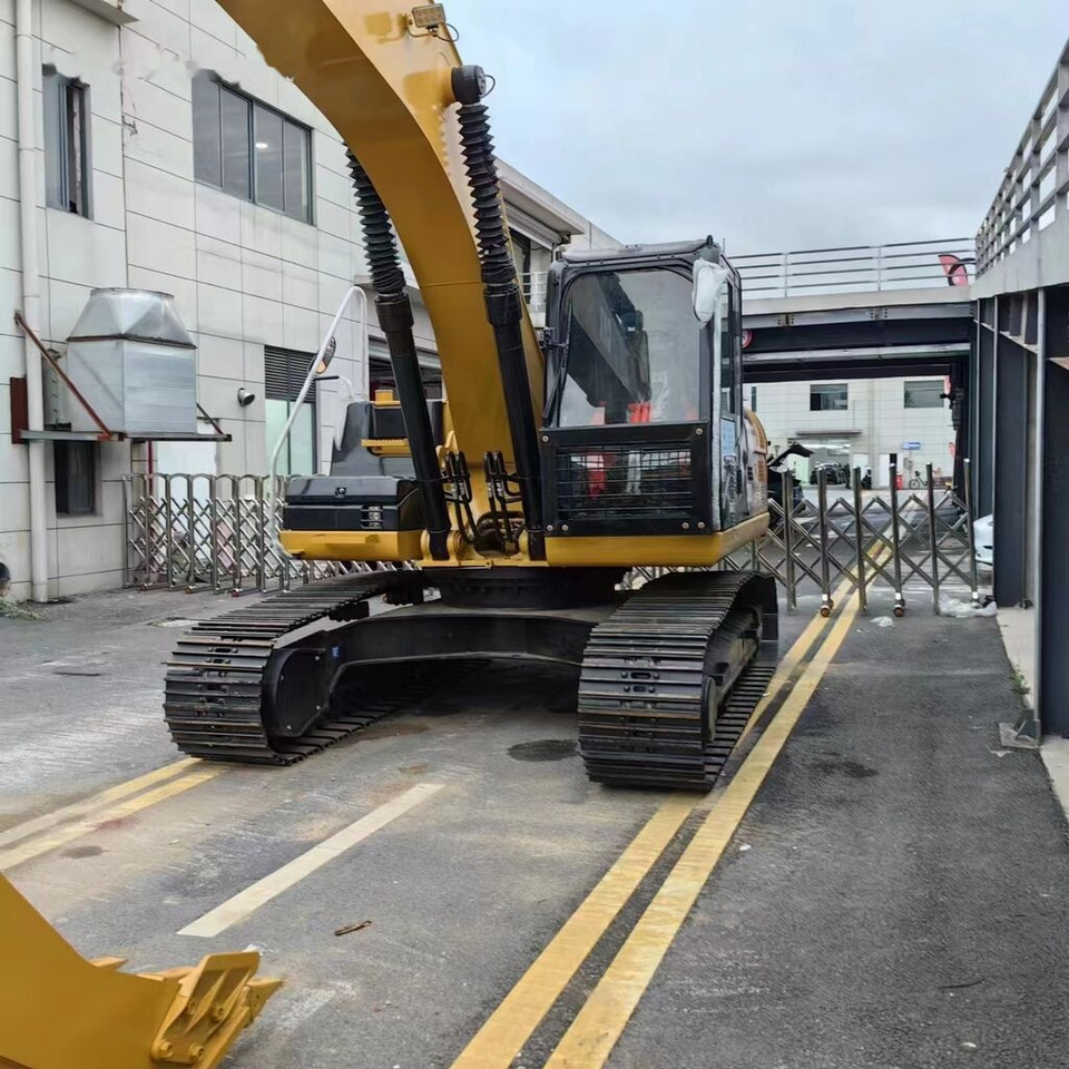 Excavadora de cadenas Caterpillar 330D2L: foto 9