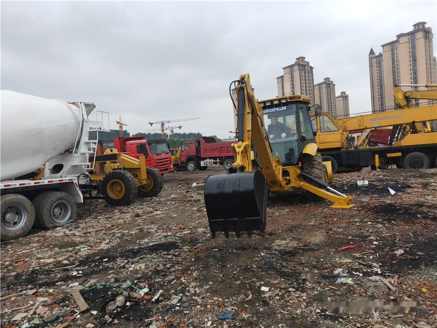 Retroexcavadora Caterpillar 416E: foto 6