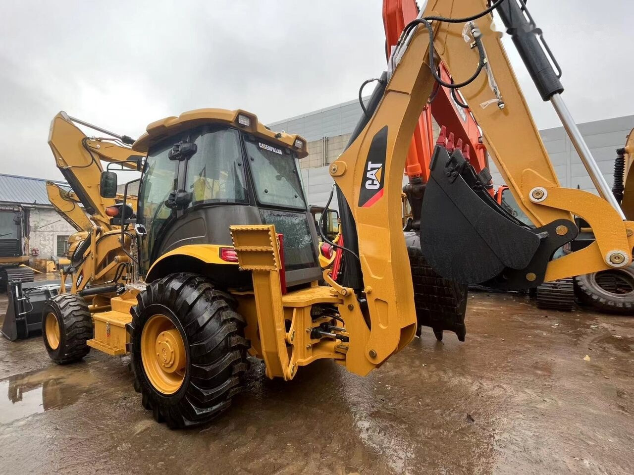 Caterpillar 430F - Retroexcavadora: foto 1 Caterpillar 430F - Retroexcavadora: foto 1