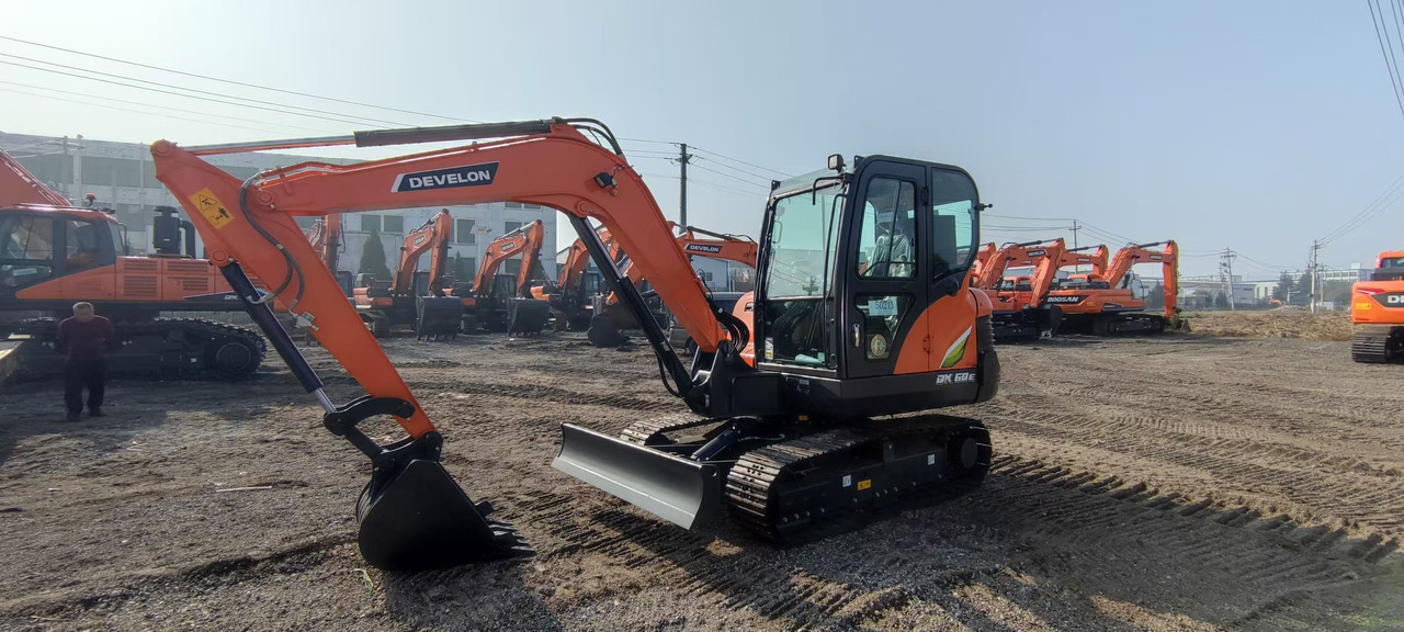 DOOSAN DX60E - Miniexcavadora: foto 2 DOOSAN DX60E - Miniexcavadora: foto 2