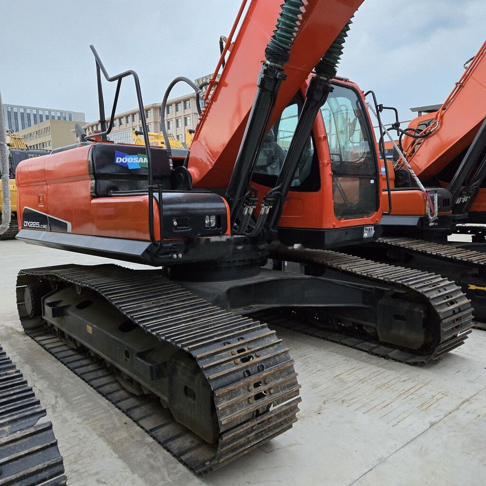 Doosan DX225LC - Excavadora de cadenas: foto 4 Doosan DX225LC - Excavadora de cadenas: foto 4