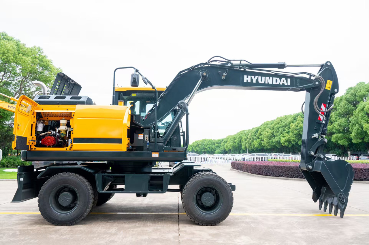 Excavadora de ruedas nuevo HYUNDAI HW155: foto 8