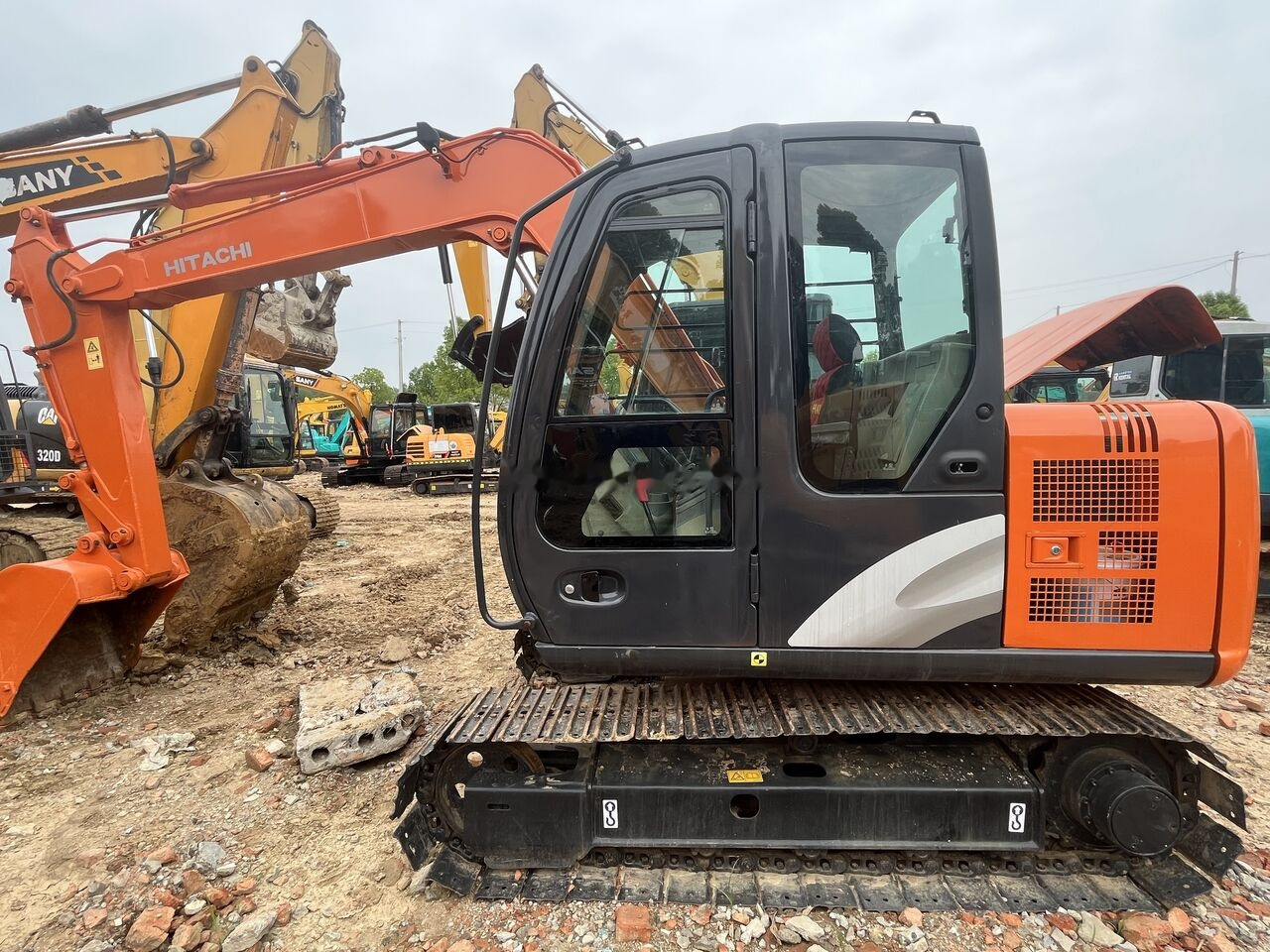 Hitachi ZX70 - Miniexcavadora: foto 5 Hitachi ZX70 - Miniexcavadora: foto 5