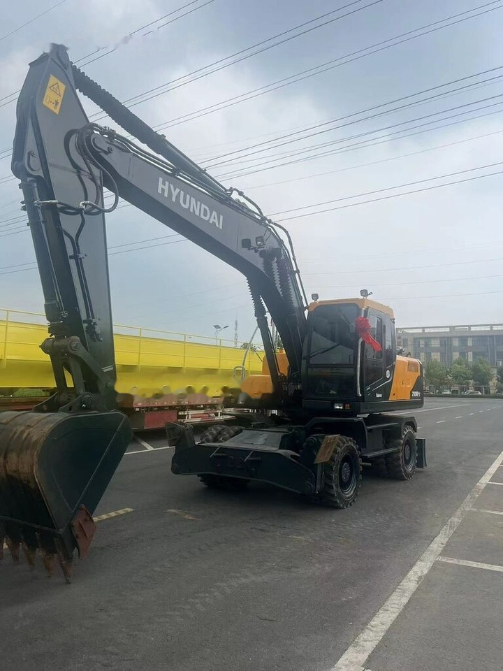 Hyundai 210W-9 - Excavadora de ruedas: foto 2 Hyundai 210W-9 - Excavadora de ruedas: foto 2