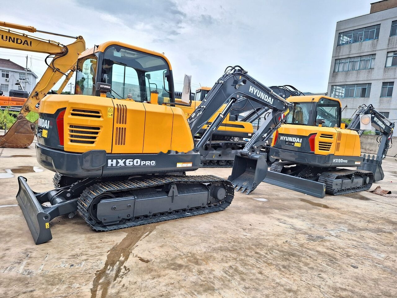 Hyundai HX60 PRO New machine - Miniexcavadora: foto 2 Hyundai HX60 PRO New machine - Miniexcavadora: foto 2