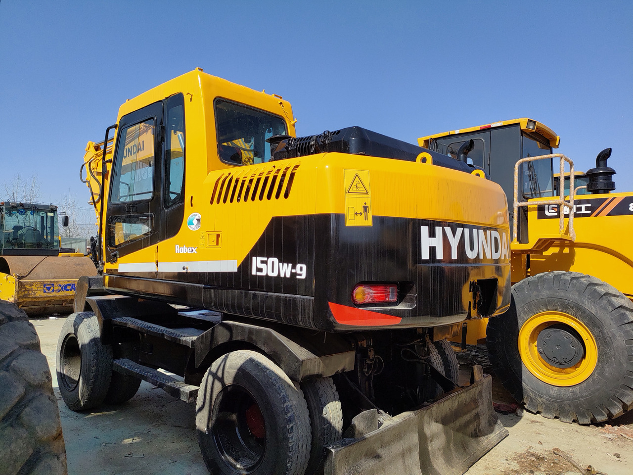 Hyundai R150W-9 - Excavadora de ruedas: foto 3 Hyundai R150W-9 - Excavadora de ruedas: foto 3