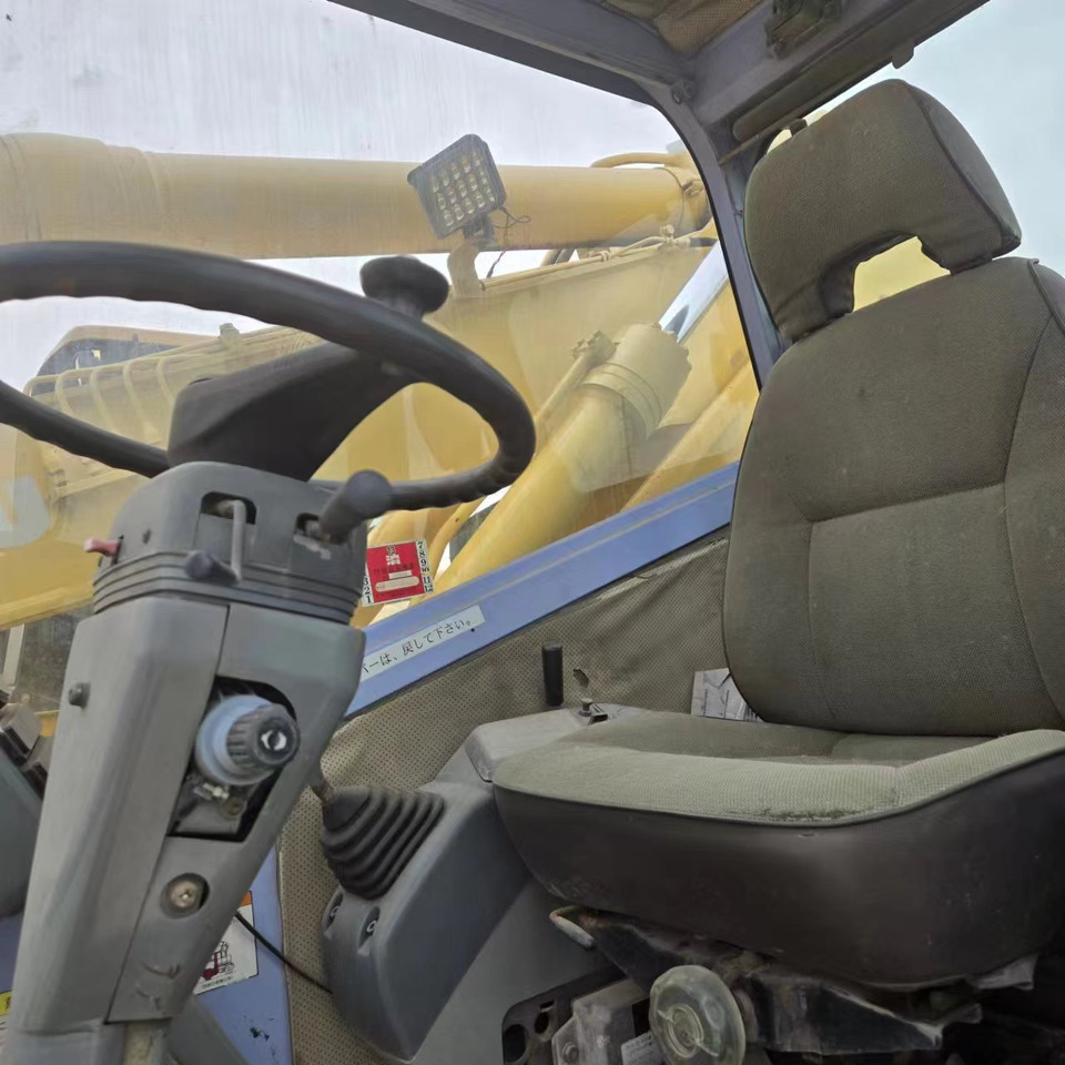 KOMATSU PC128US - Excavadora de ruedas: foto 5 KOMATSU PC128US - Excavadora de ruedas: foto 5