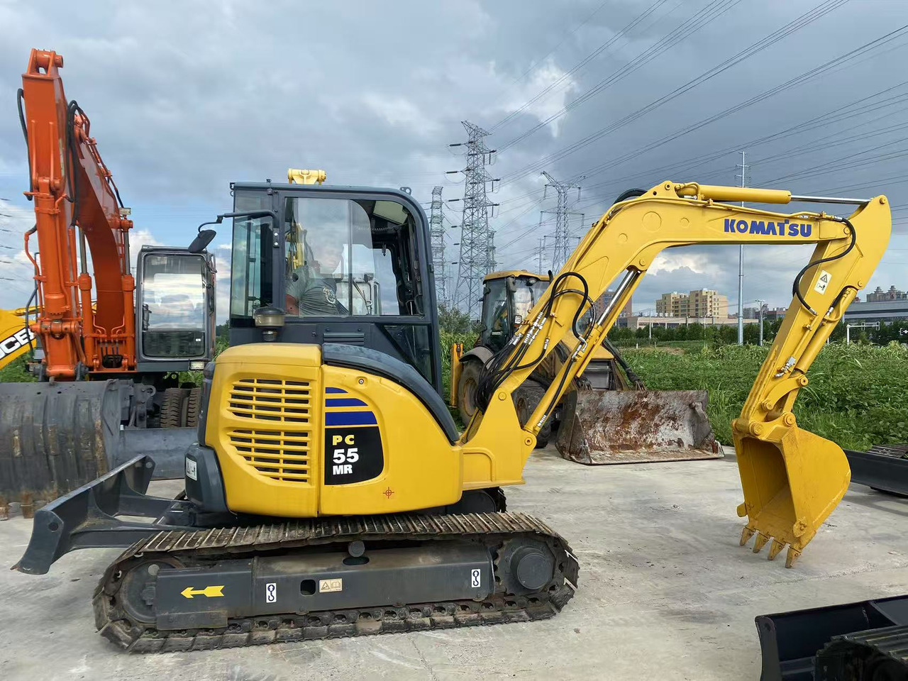 KOMATSU PC55MR - Miniexcavadora: foto 1 KOMATSU PC55MR - Miniexcavadora: foto 1