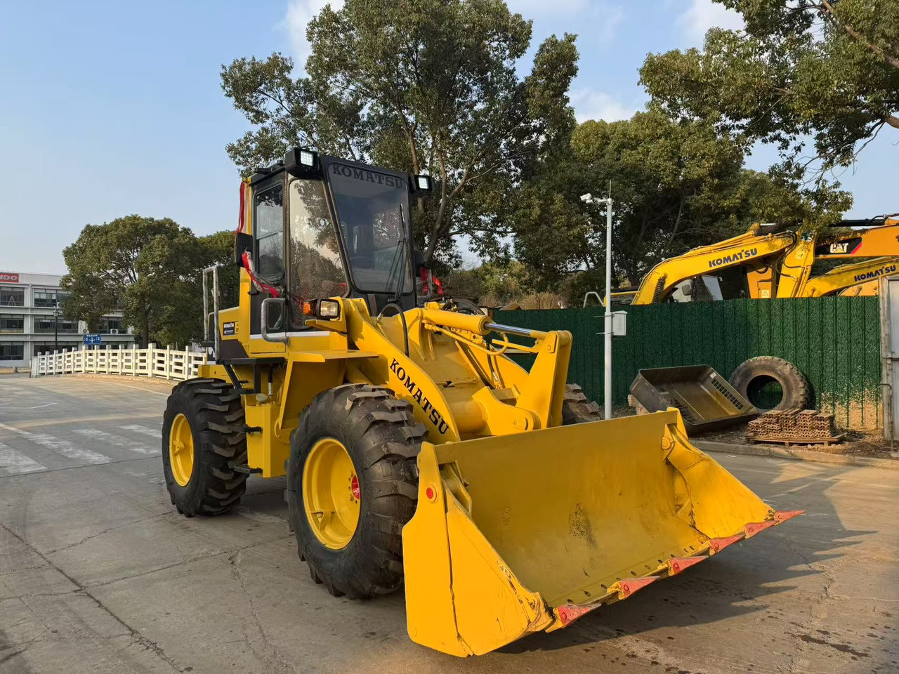 Leasing de KOMATSU WA100-1 KOMATSU WA100-1: foto 6