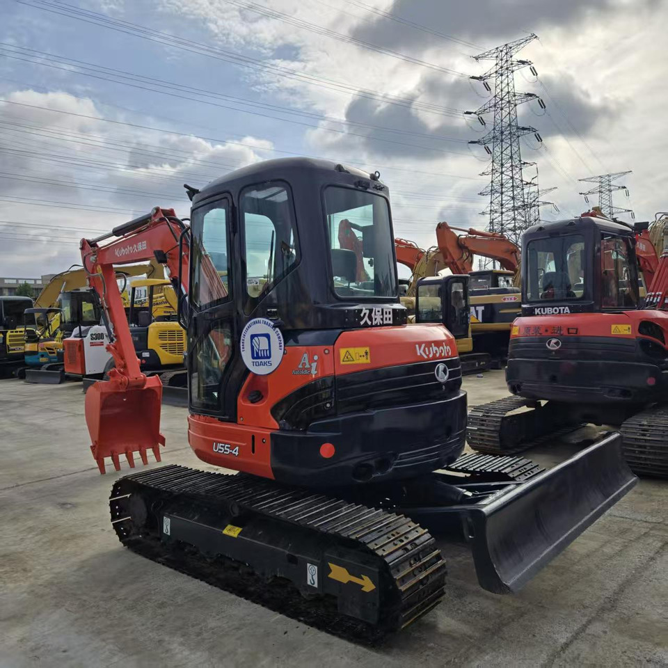 KUBOTA U55-4 - Miniexcavadora: foto 2 KUBOTA U55-4 - Miniexcavadora: foto 2