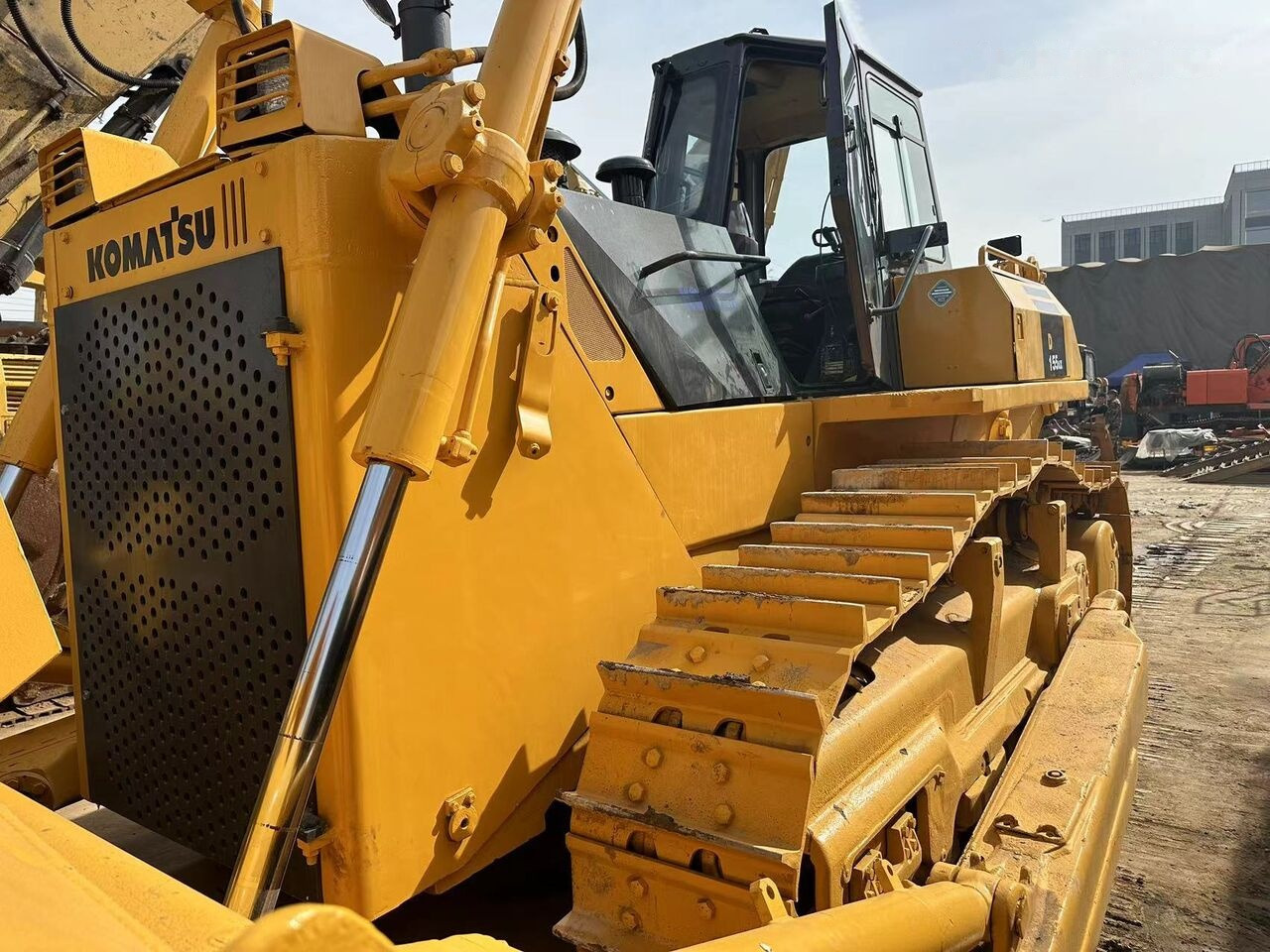 Komatsu D155A-5 - Bulldozer: foto 4 Komatsu D155A-5 - Bulldozer: foto 4