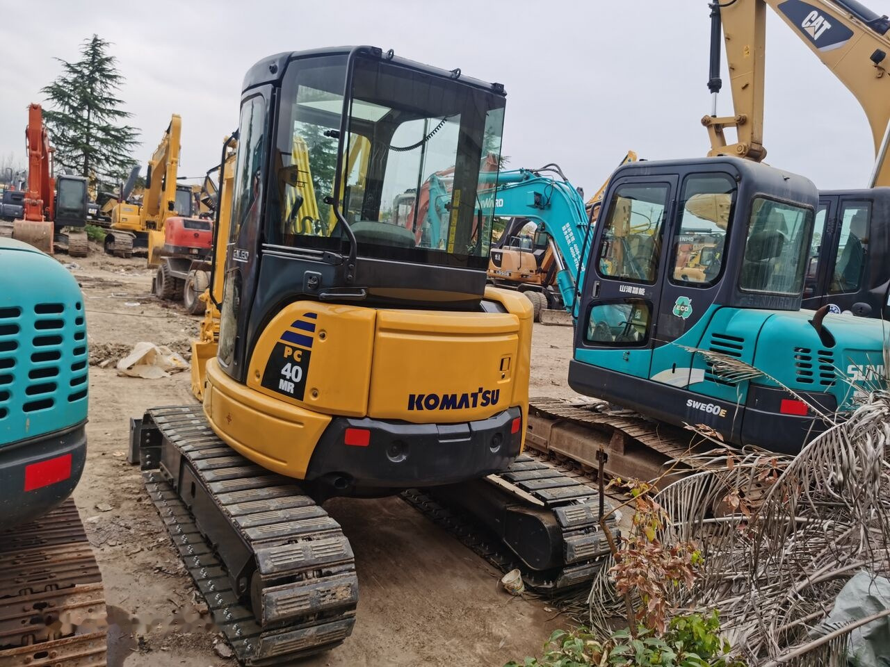 Komatsu PC40 - Miniexcavadora: foto 1 Komatsu PC40 - Miniexcavadora: foto 1