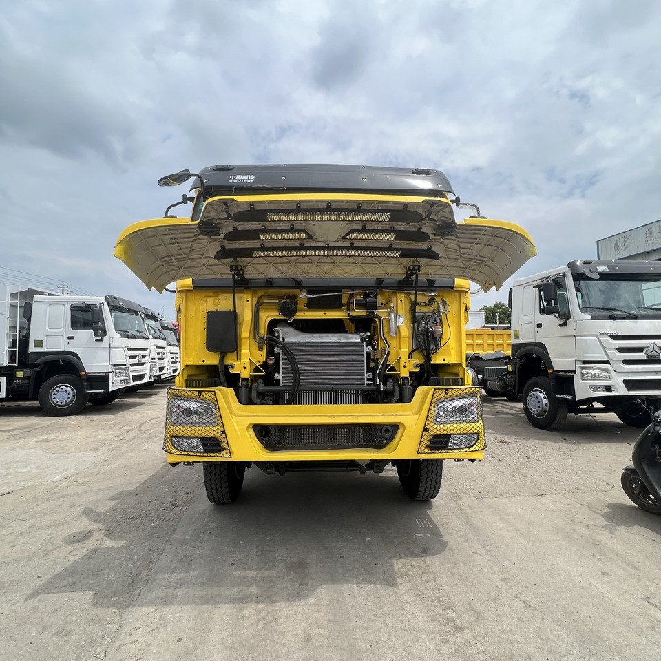 SINOTRUK HOWO 6x4 - Camión volquete: foto 4 SINOTRUK HOWO 6x4 - Camión volquete: foto 4
