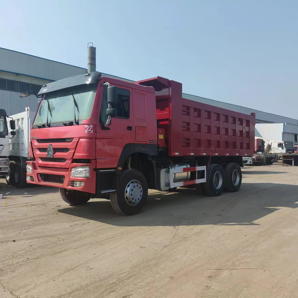 SINOTRUK HOWO - Camión volquete: foto 4 SINOTRUK HOWO - Camión volquete: foto 4