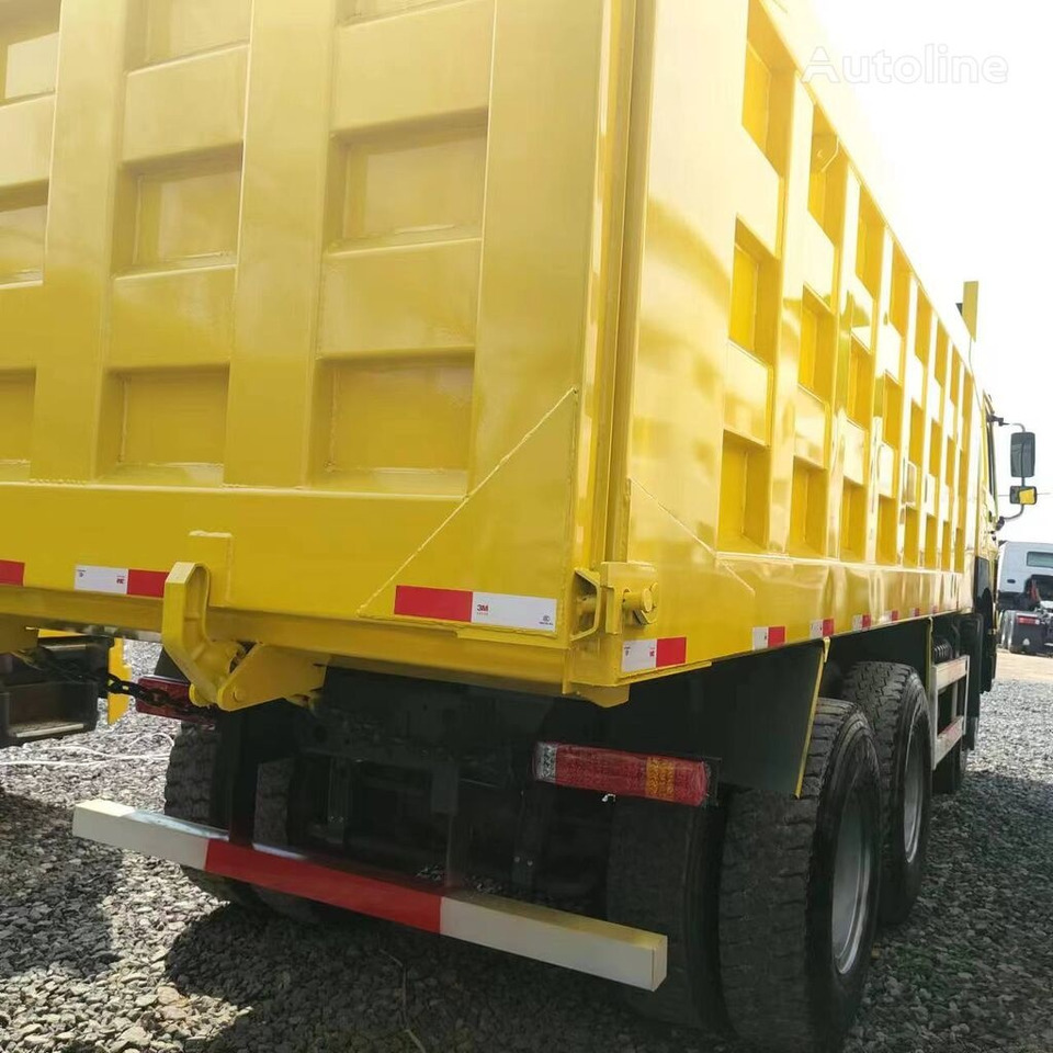 Sinotruk Howo 6*4 Right hand drive - Camión volquete: foto 5 Sinotruk Howo 6*4 Right hand drive - Camión volquete: foto 5