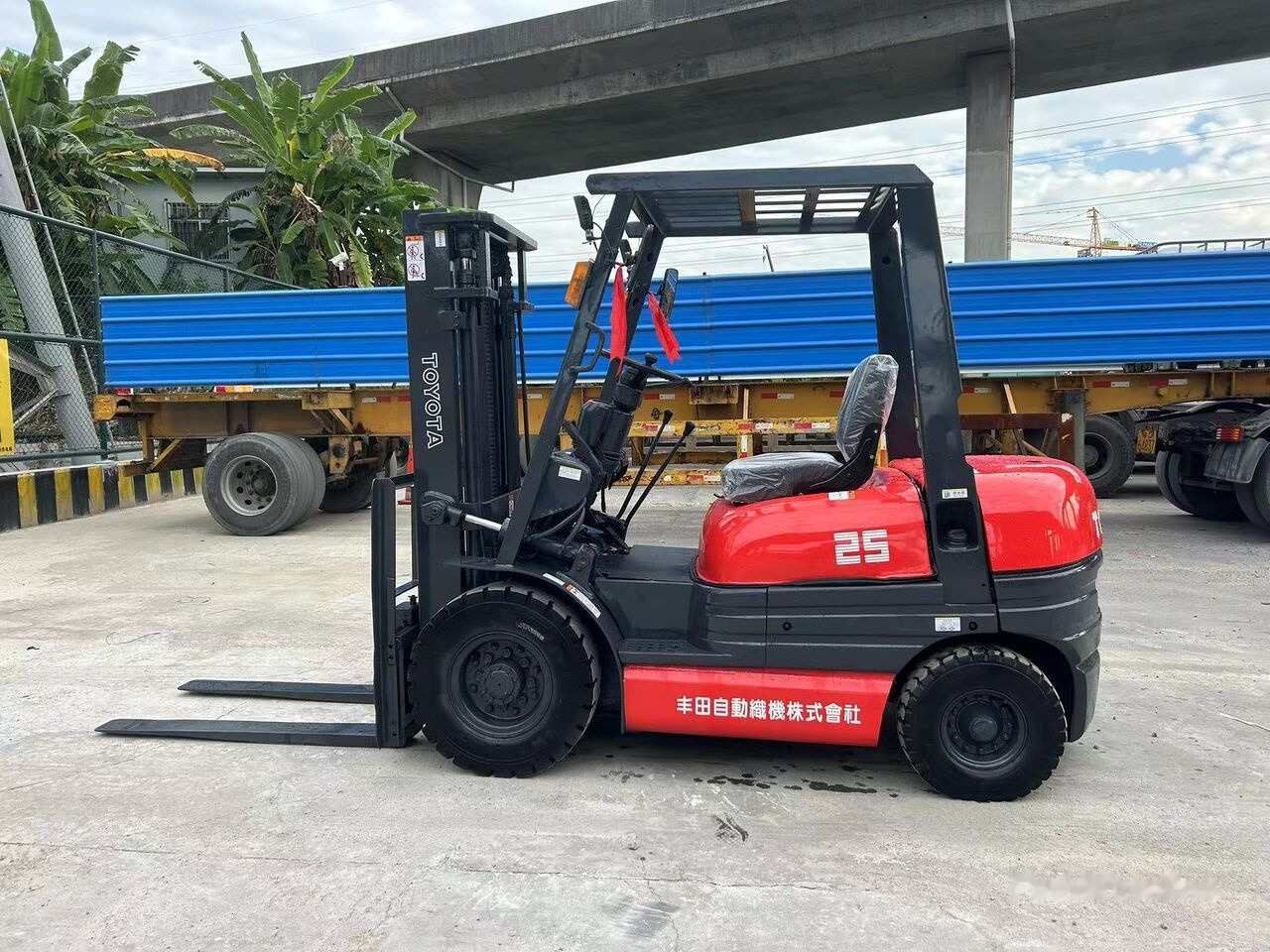 Toyota FD25 - Carretilla elevadora diésel: foto 4 Toyota FD25 - Carretilla elevadora diésel: foto 4