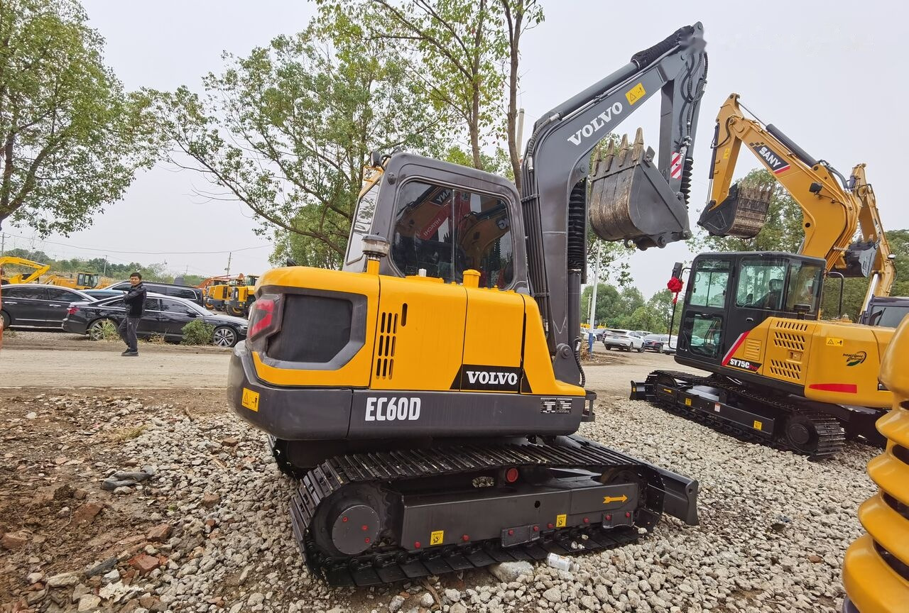 Miniexcavadora Volvo EC60D: foto 8