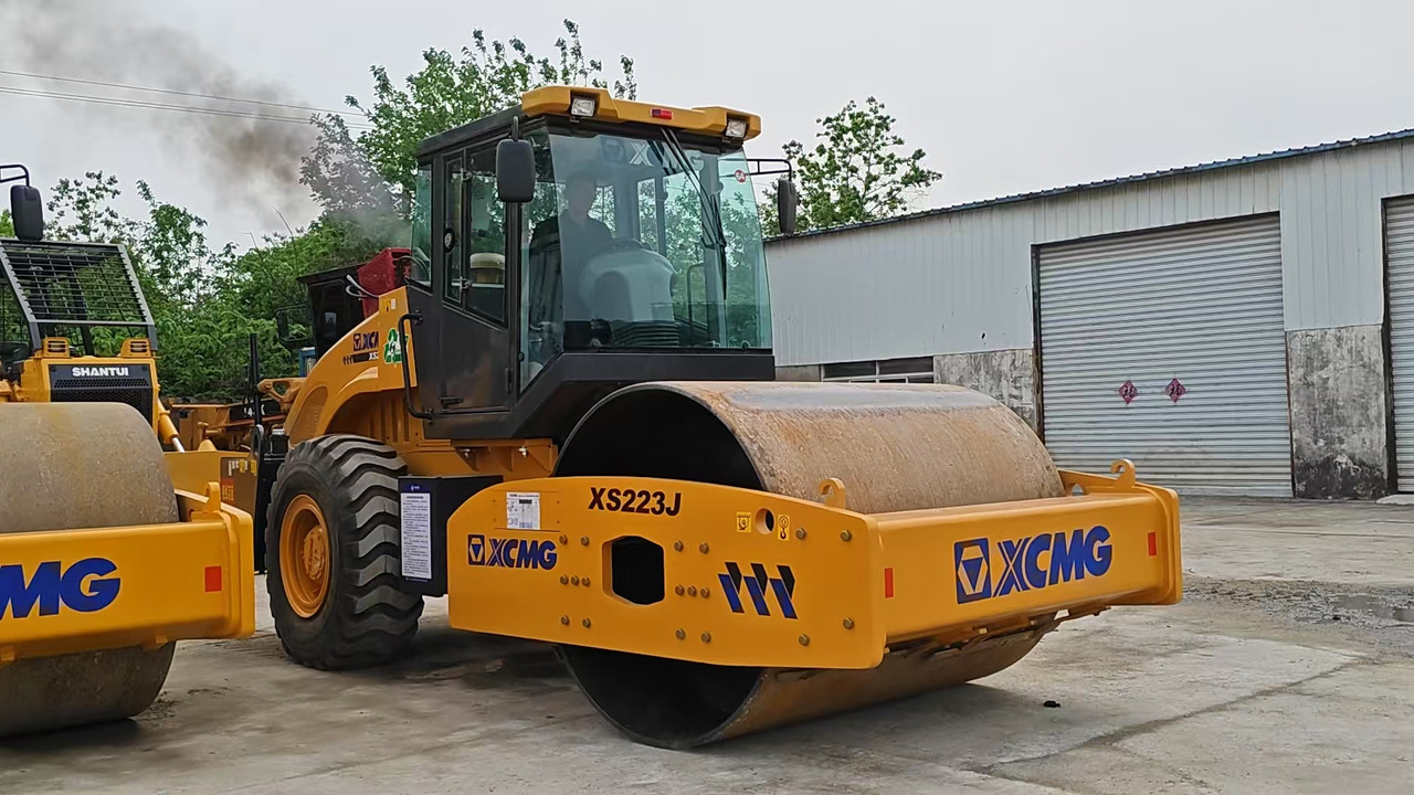 Leasing de XCMG XS233J XCMG XS233J: foto 7