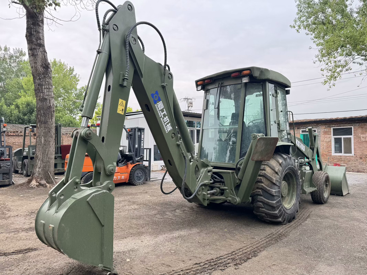 XIAGONG XG765 - Retroexcavadora: foto 3 XIAGONG XG765 - Retroexcavadora: foto 3