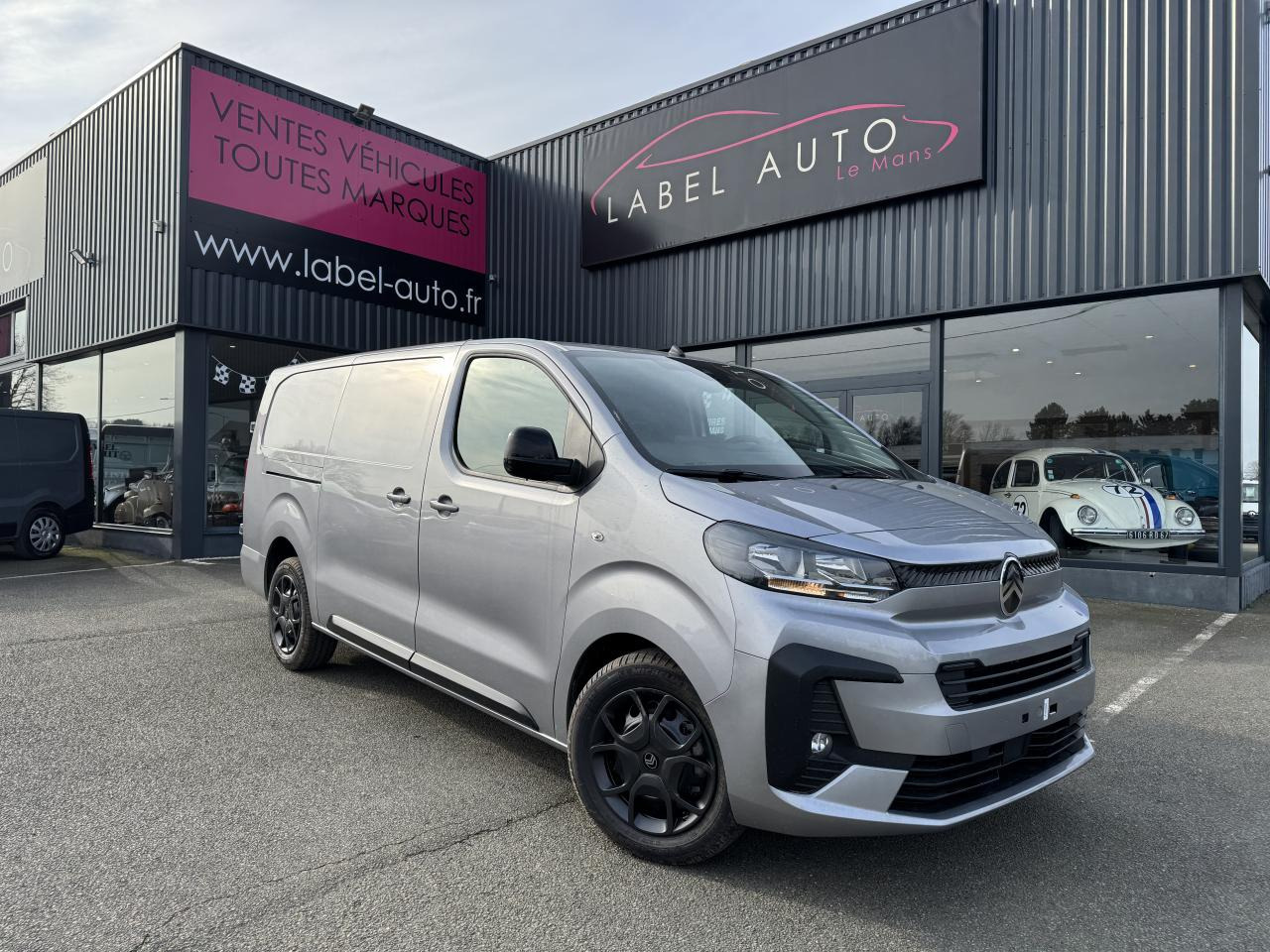 CITROEN jumpy 2 PLACES XL 2.0 BLUEHDI 180CH S&S PACK PREMIUM CONNECT EAT8 - Furgón: foto 1 CITROEN jumpy 2 PLACES XL 2.0 BLUEHDI 180CH S&S PACK PREMIUM CONNECT EAT8 - Furgón: foto 1