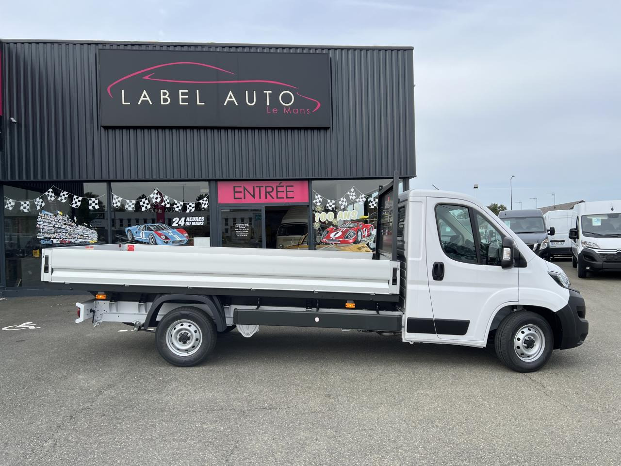 FIAT DUCATO 3T5 PLATEAU 4M20 2.3 MJT 140CH - Furgoneta caja abierta: foto 1 FIAT DUCATO 3T5 PLATEAU 4M20 2.3 MJT 140CH - Furgoneta caja abierta: foto 1
