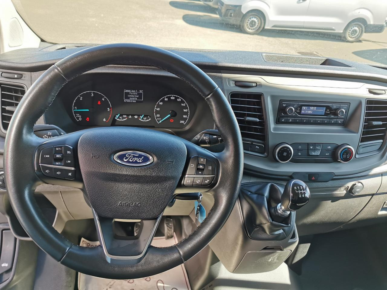 Ford Transit Custom FOURGON 130CH 300 L1H1 Trend Business - Furgón: foto 4 Ford Transit Custom FOURGON 130CH 300 L1H1 Trend Business - Furgón: foto 4