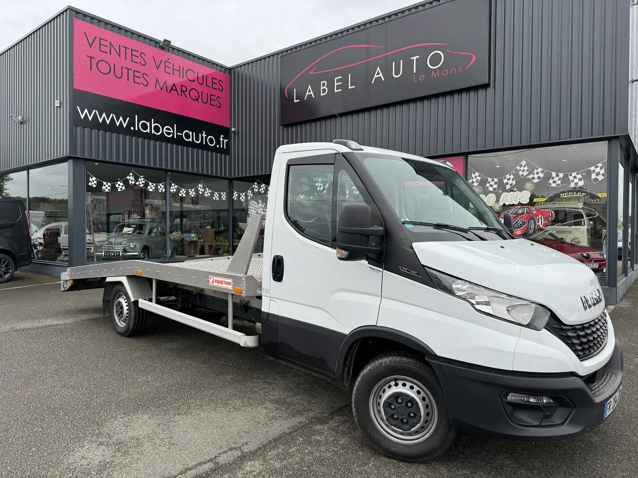 Grua de remolque autos Iveco Daily 35C16H3.0 EMPATTEMENT 4100: foto 1