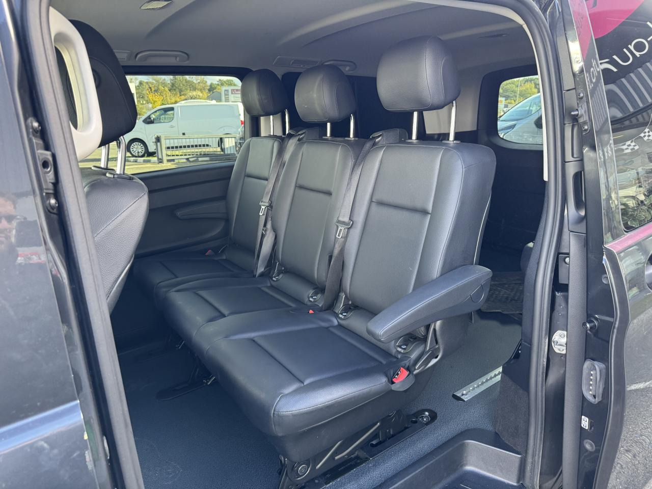 MERCEDES Vito TOURER Extra Long 3.05t 119 CDI BlueEfficiency - BVA 9G-Tronic Propulsion  MIXTO - BM 447 first - Furgón: foto 4 MERCEDES Vito TOURER Extra Long 3.05t 119 CDI BlueEfficiency - BVA 9G-Tronic Propulsion  MIXTO - BM 447 first - Furgón: foto 4