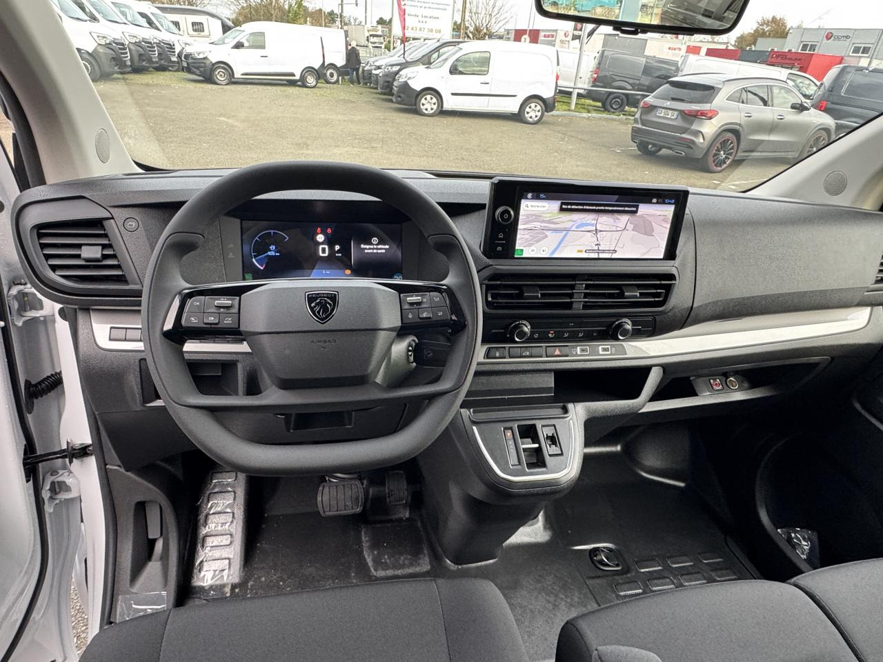 PEUGEOT Expert M 2.0 BlueHDi - 180 S&S - BV EAT8 III FOURGON Fourgon PHASE 2 - Furgón: foto 5 PEUGEOT Expert M 2.0 BlueHDi - 180 S&S - BV EAT8 III FOURGON Fourgon PHASE 2 - Furgón: foto 5