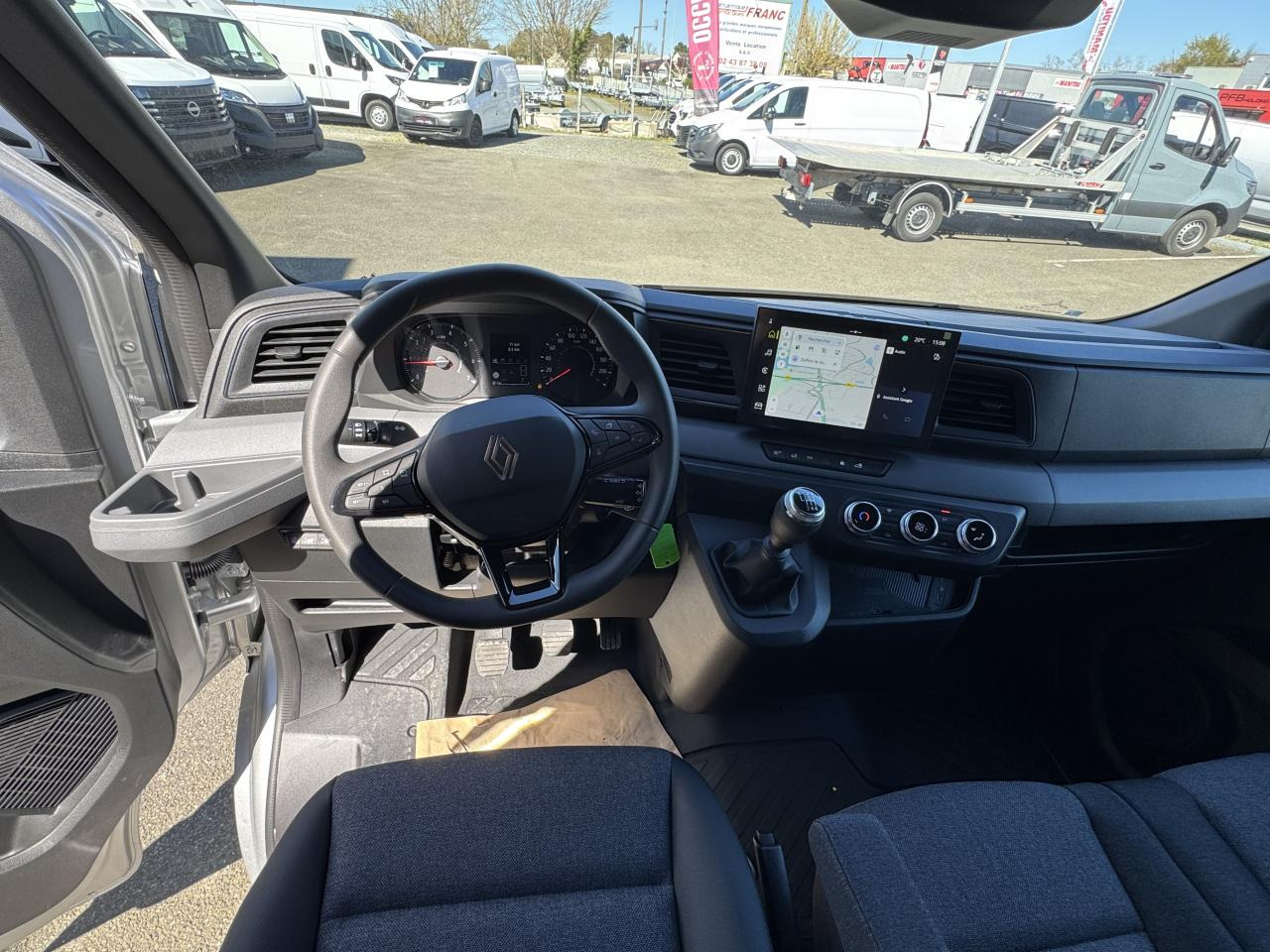 RENAULT Master Advance 3t3 L2H2 2.0 Blue dCi - 150 2025 IV FOURGON Fourgon L2H2 Traction - Furgón: foto 4 RENAULT Master Advance 3t3 L2H2 2.0 Blue dCi - 150 2025 IV FOURGON Fourgon L2H2 Traction - Furgón: foto 4
