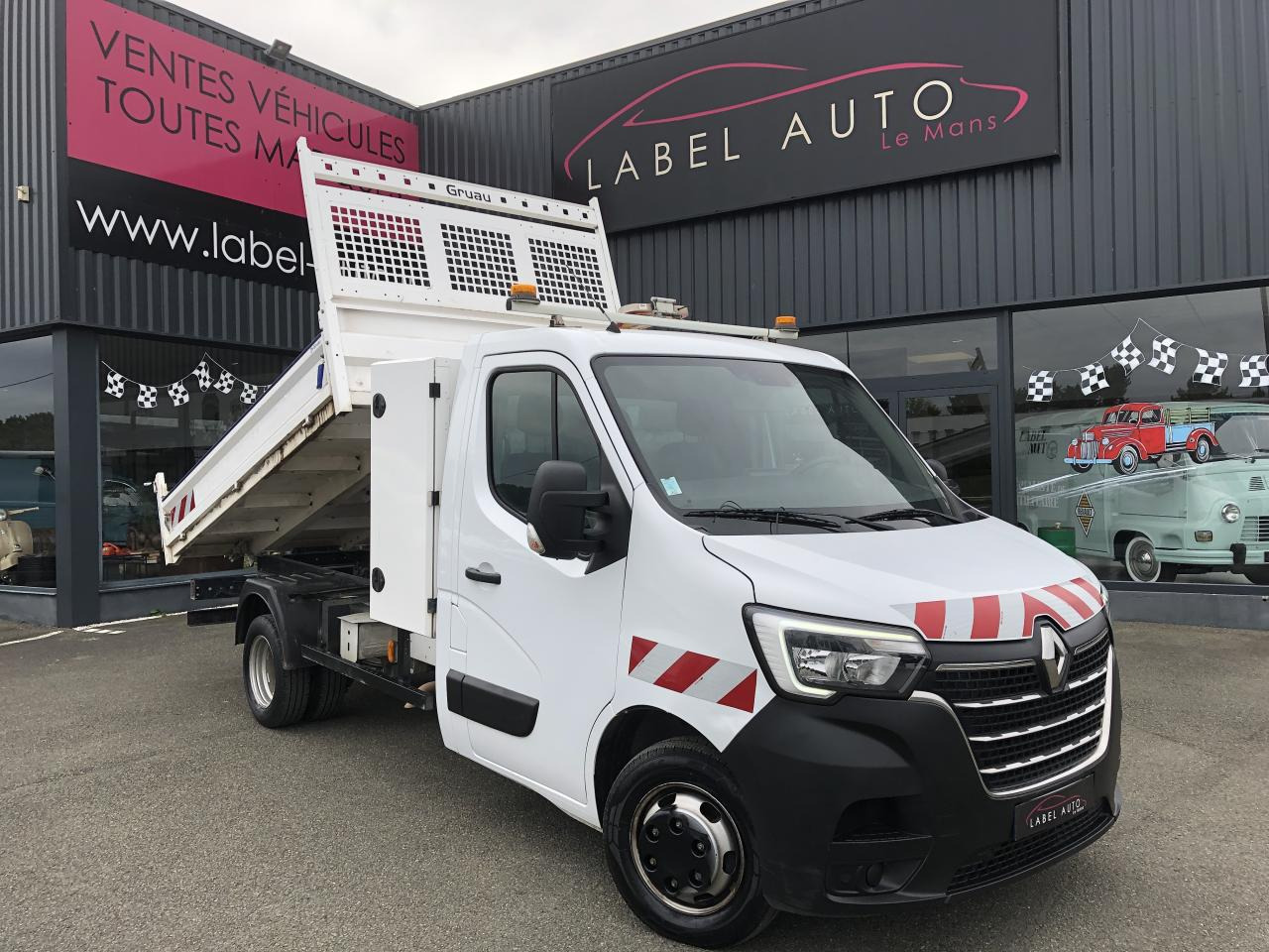 RENAULT Master Confort R3500RJ L3 2.3 dCi - 145 Petite Série  III TRANSPORTS SPECIFIQUES BENNE Benne - Furgoneta basculante: foto 1 RENAULT Master Confort R3500RJ L3 2.3 dCi - 145 Petite Série  III TRANSPORTS SPECIFIQUES BENNE Benne - Furgoneta basculante: foto 1