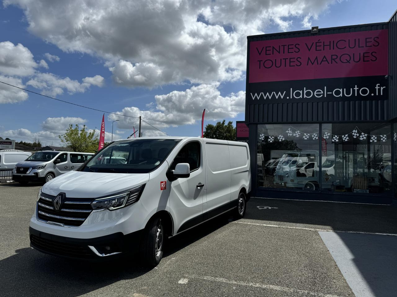 RENAULT Trafic L2H1 3000 Kg 2.0 Blue dCi - 170 2024 III FOURGON Fourgon Advance L2H1 PHASE 3 - Furgón: foto 3 RENAULT Trafic L2H1 3000 Kg 2.0 Blue dCi - 170 2024 III FOURGON Fourgon Advance L2H1 PHASE 3 - Furgón: foto 3