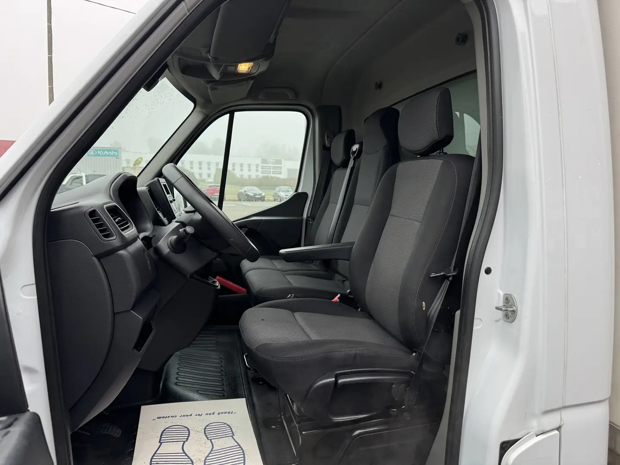 Renault MASTER III GRD VOL F3500 L3 2.3 BLUE DCI 145CH 20M3 CONFORT EURO6 - Furgoneta caja cerrada: foto 5 Renault MASTER III GRD VOL F3500 L3 2.3 BLUE DCI 145CH 20M3 CONFORT EURO6 - Furgoneta caja cerrada: foto 5