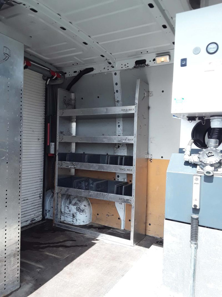 Camión con plataforma elevadora MASTER 130.35 FG L2H2 NACELLE: foto 6 Camión con plataforma elevadora MASTER 130.35 FG L2H2 NACELLE: foto 6