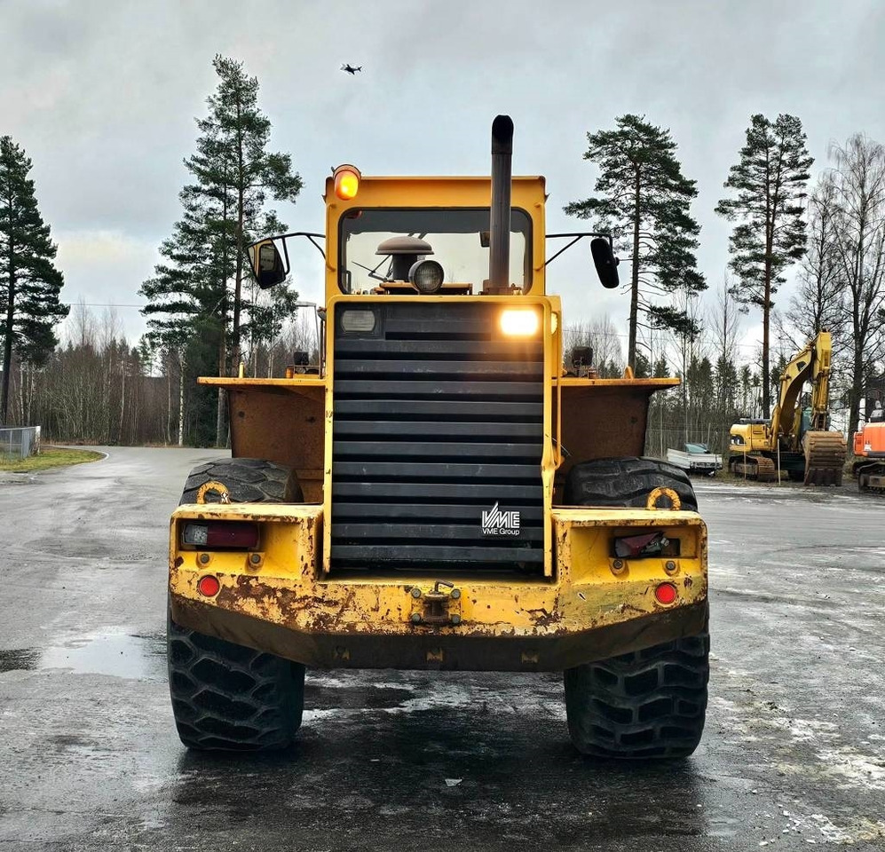 Volvo L 120 - Cargadora de ruedas: foto 4 Volvo L 120 - Cargadora de ruedas: foto 4