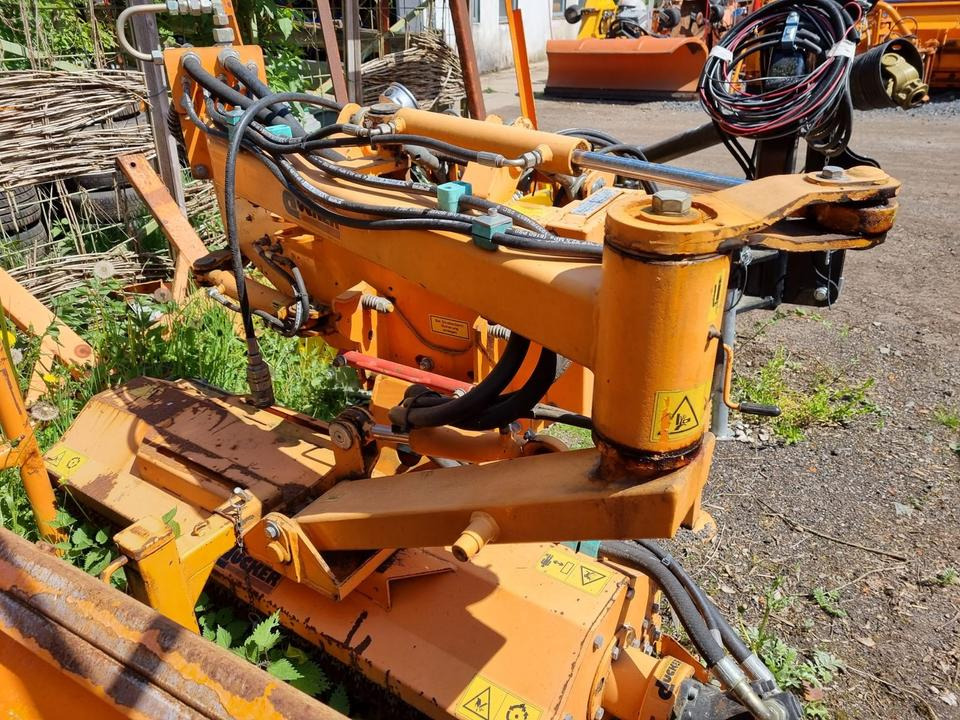 Dücker MGK 13 Randstreifenmäher Randstreifenmähgerät Böschungsmulcher Böschungsmäher Seitenmulcher Mähausleger für Ladog Unimog u300 300 400 500 327 323 530 405 - Desbrozadora de brazo: foto 3 Dücker MGK 13 Randstreifenmäher Randstreifenmähgerät Böschungsmulcher Böschungsmäher Seitenmulcher Mähausleger für Ladog Unimog u300 300 400 500 327 323 530 405 - Desbrozadora de brazo: foto 3