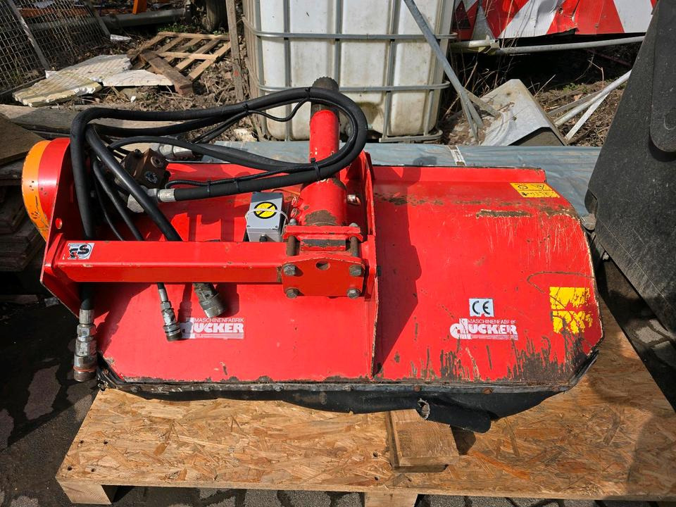 Dücker MKT 13 Mulchkopf Mähkopf Auslegemäher Böschungsmäher Böschungsmulcher UNA 500 600 Mähtronic - Desbrozadora de brazo: foto 1 Dücker MKT 13 Mulchkopf Mähkopf Auslegemäher Böschungsmäher Böschungsmulcher UNA 500 600 Mähtronic - Desbrozadora de brazo: foto 1
